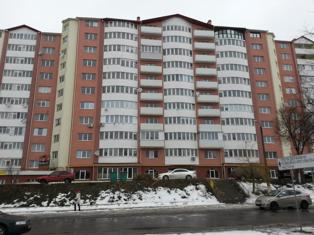 Apartment On Demyanchuka 1A Rivne Eksteriør bilde